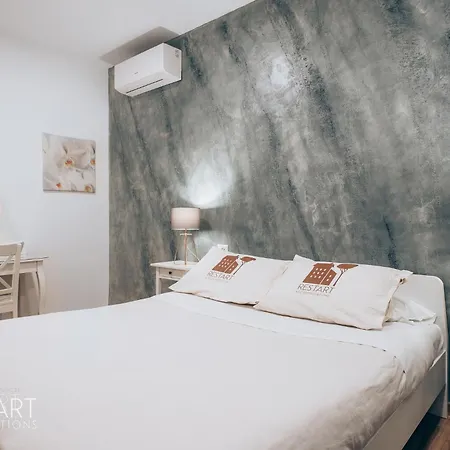 Apartment Restart Aldobrandini E Sciarra Rom