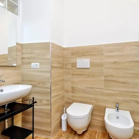 Restart Aldobrandini E Sciarra Apartament